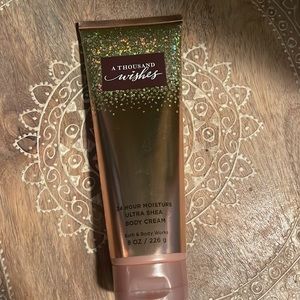 Thousand wishes body cream